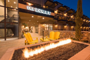 Отель The Tavern Hotel  Коттонвуд